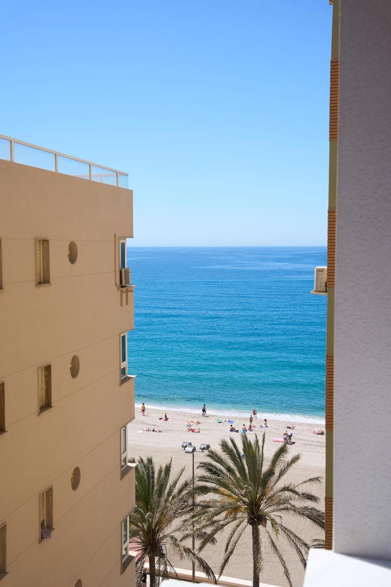 Paseo Maritimo - Apartamento A Estrenar, A Pie De Playa, Con 2 Banos Almería Eksteriør bilde
