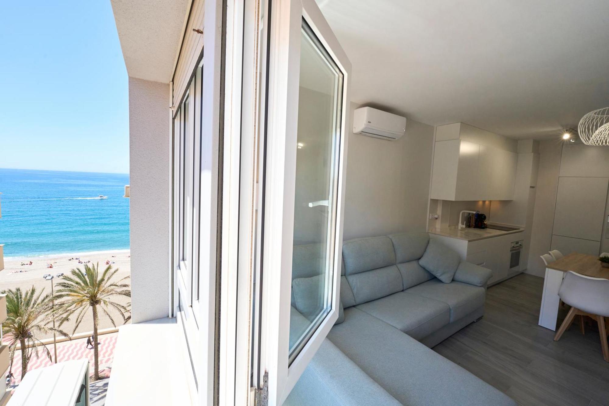 Paseo Maritimo - Apartamento A Estrenar, A Pie De Playa, Con 2 Banos Almería Eksteriør bilde